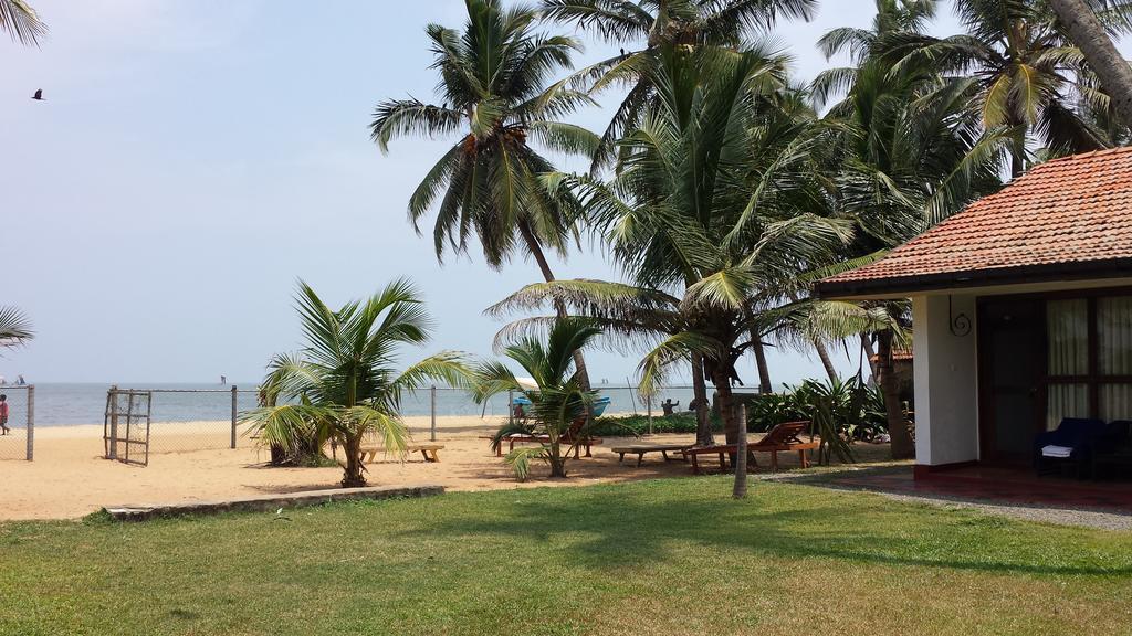 Ceylonica Beach Hotel Negombo Exterior foto